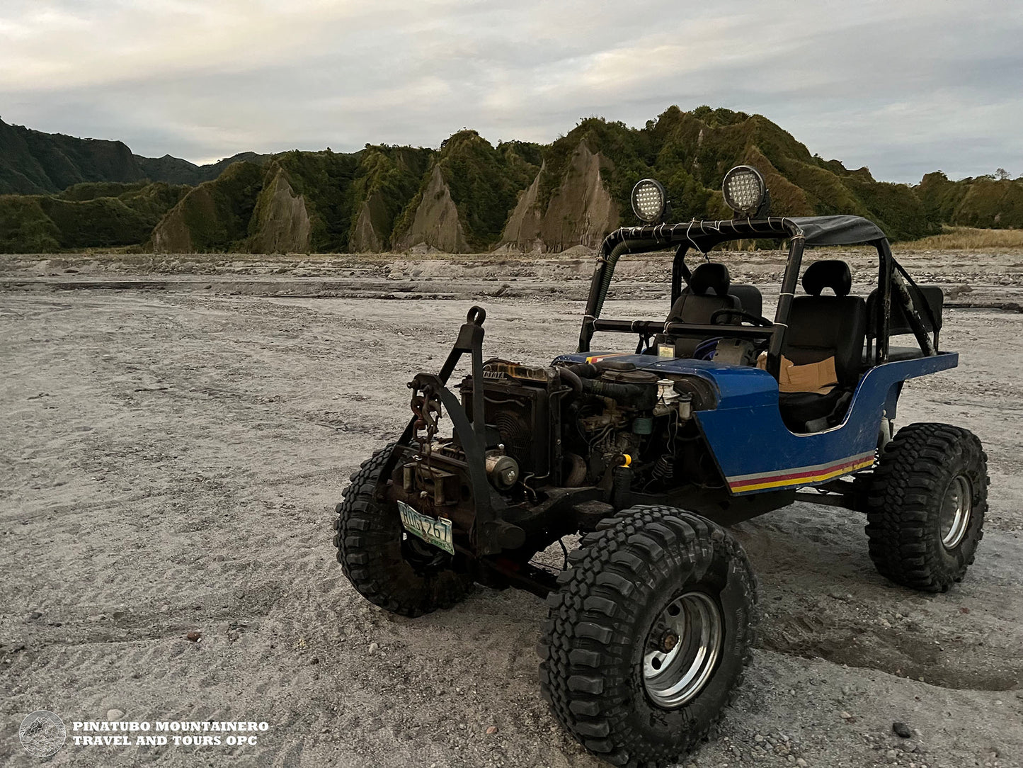 4x4 jeep at Toblerone Hills, Mount Pinatubo Capas trail