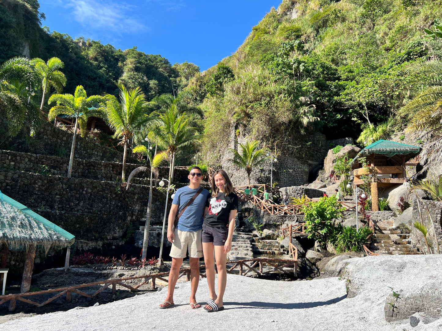 Absprung von der heißen Quelle Puning – Private Gruppentour durch Angeles City