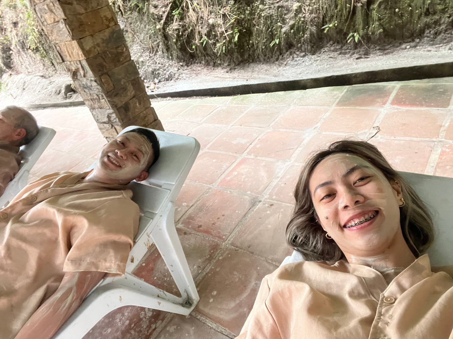 Absprung von der heißen Quelle Puning – Private Gruppentour durch Angeles City