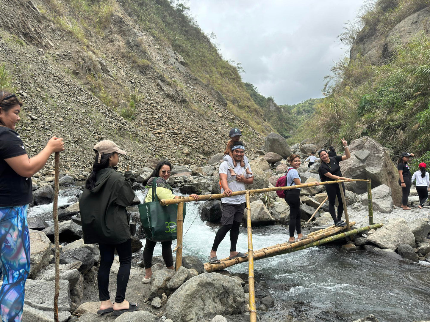 Clark Explore and Swim Adventure Tour - Avatar Gorge and Ana-an Falls Private Group Tour Package